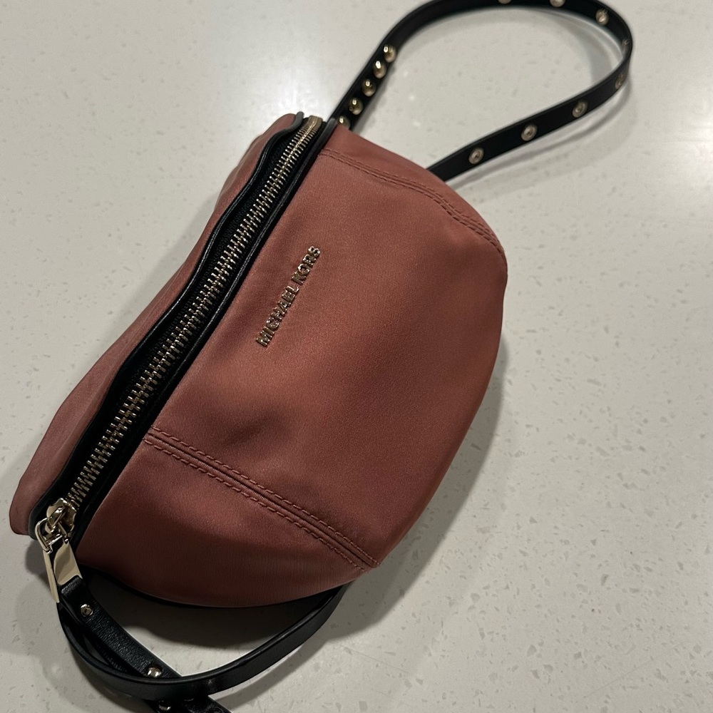 Michael Kors Belt Bag / Crossbody – Rose Pink Nylon